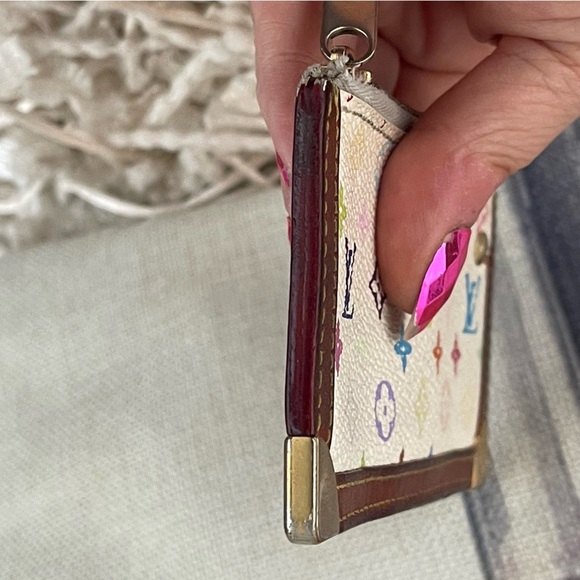 LOUIS VUITTON Monogram Multicolor Key Pouch MURAKAMI⭐️DATE CODE CA0023⭐️ - Picture 4 of 9